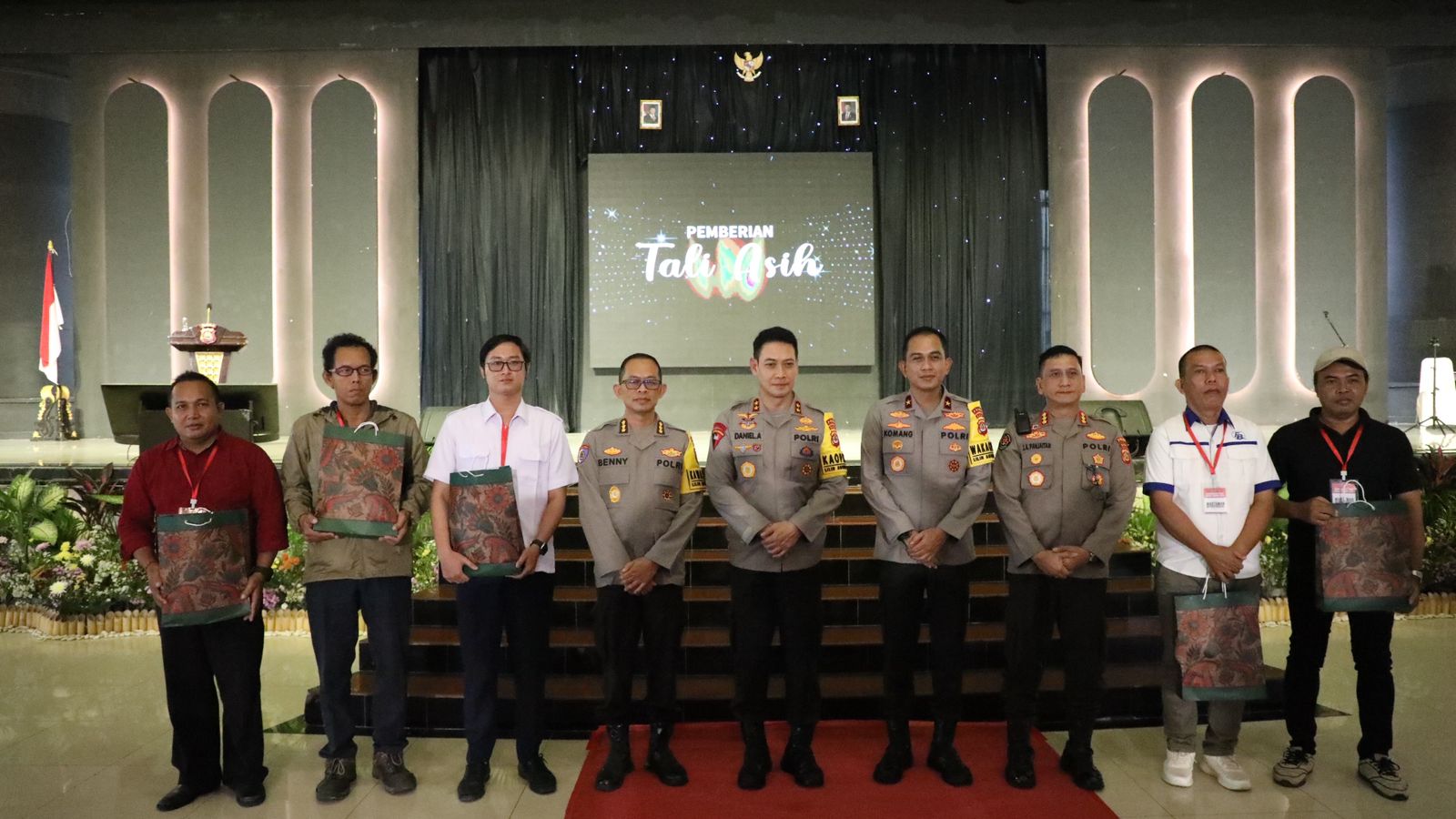 Polda Bali Gelar Konferensi Pers Akhir Tahun 2024