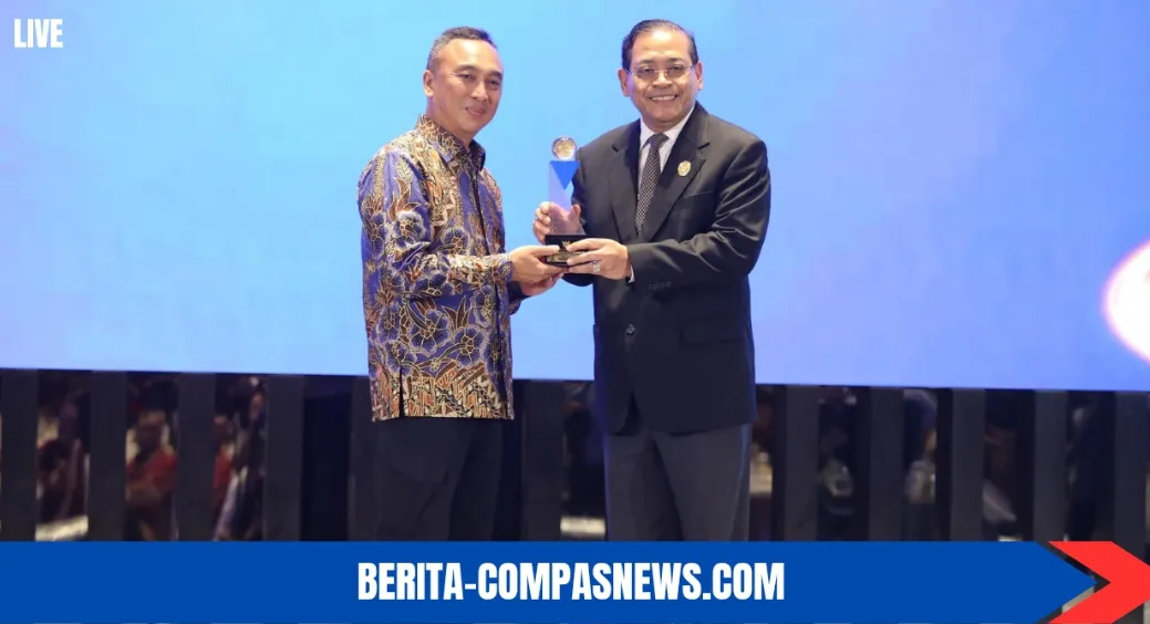 Polri Raih Predikat Informatif Dalam Penganugerahan Keterbukaan Informasi Publik 2024