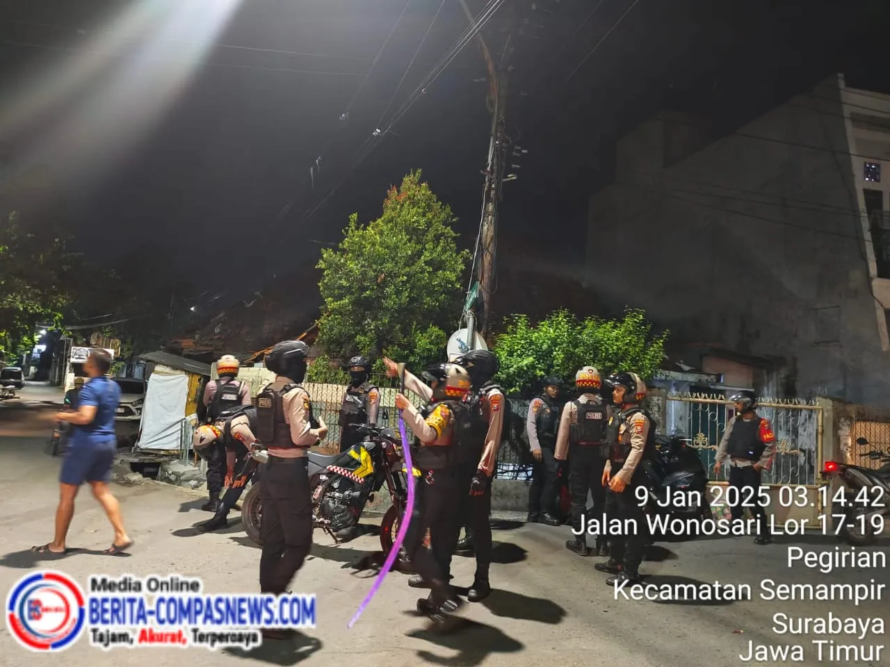 Patroli Perintis Presisi Polres Pelabuhan Tanjung Perak Bubarkan Gengster