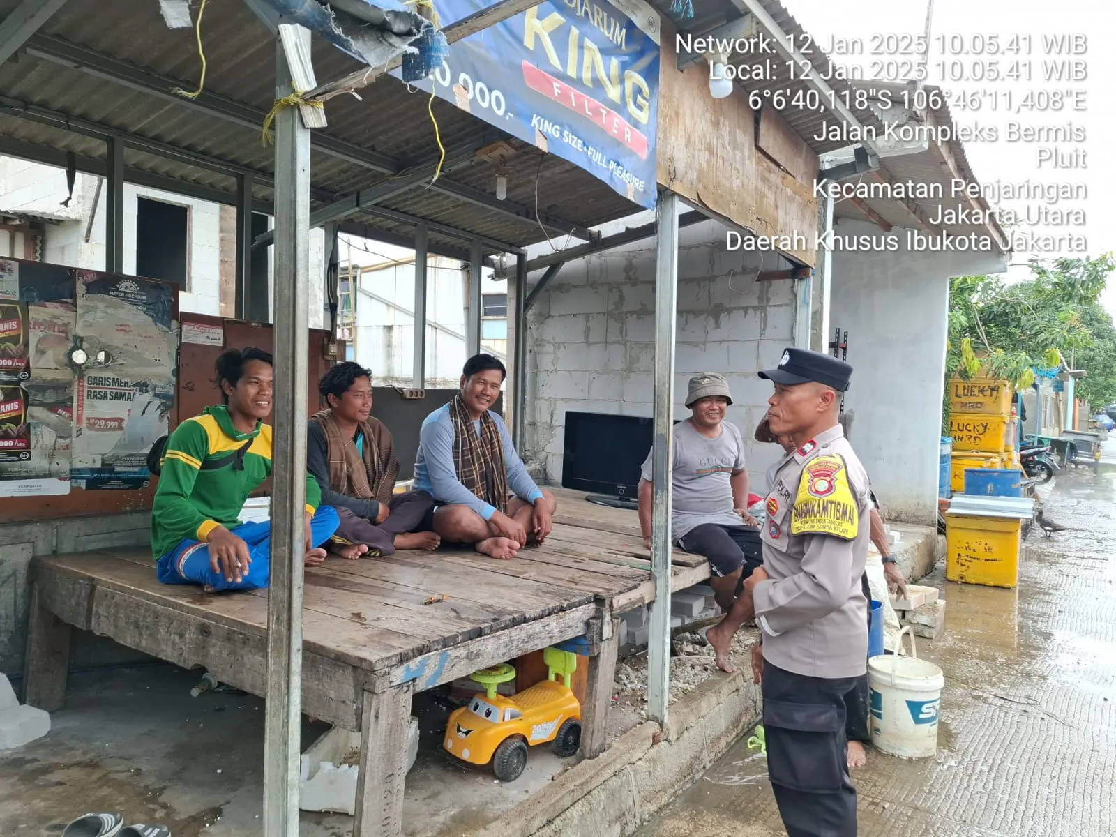 Sambang Bhabinkamtibmas Lakukan Cooling System Dan Imbauan Kamtibmas.