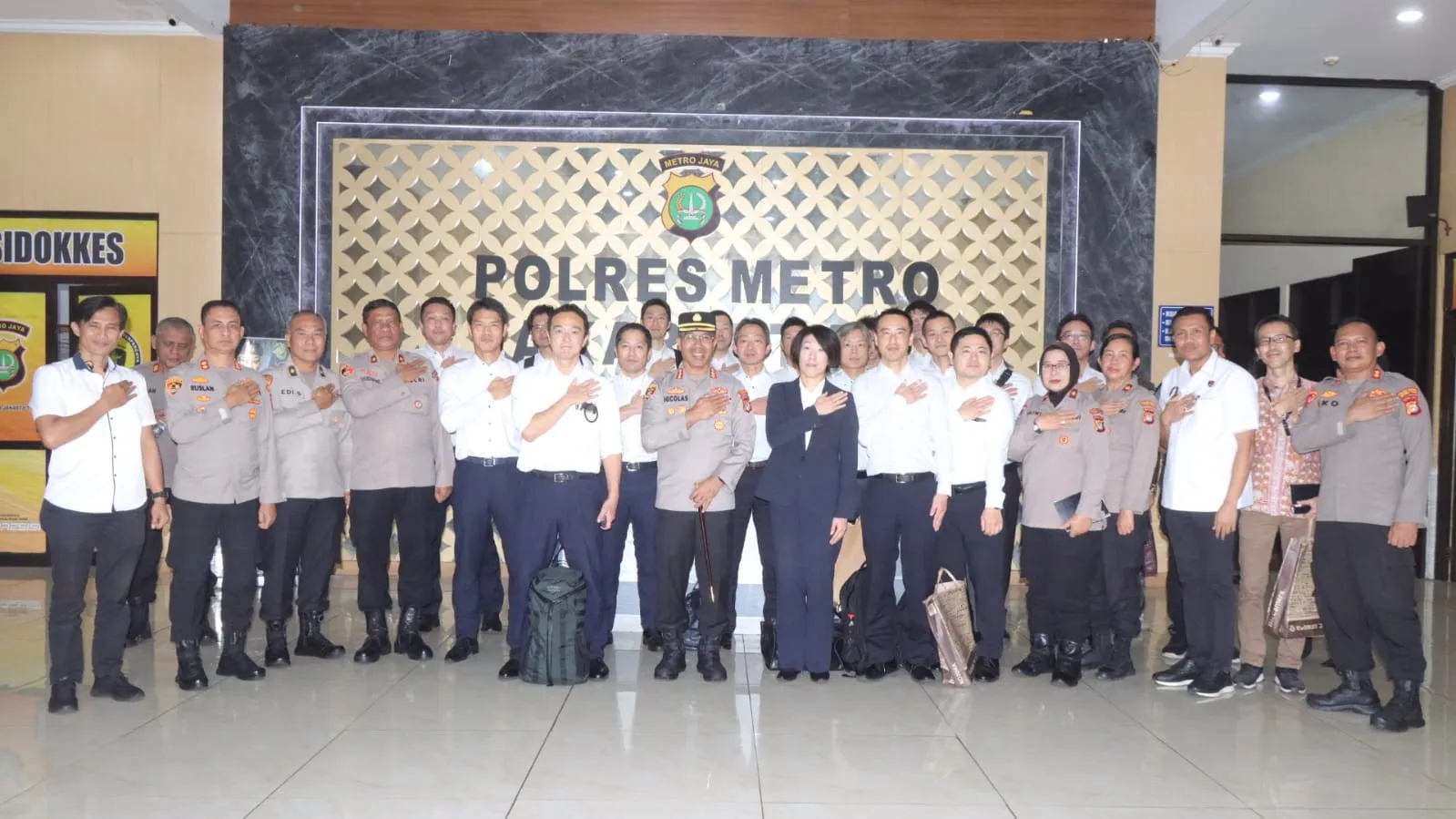 Polres Metro Jakarta Timur Terima Kunjungan Delegasi Kepolisian Jepang JOCD.