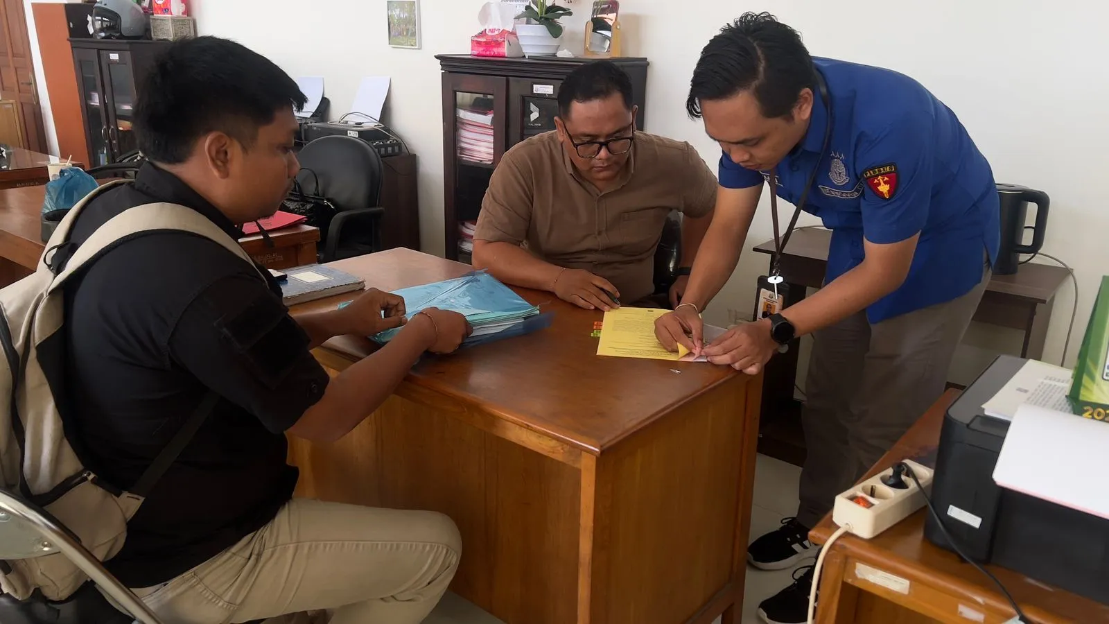 Polresta Denpasar Lakukan Pelimpahan Tahap Dua Kasus Korupsi LPD Desa Adat Intaran Sanur