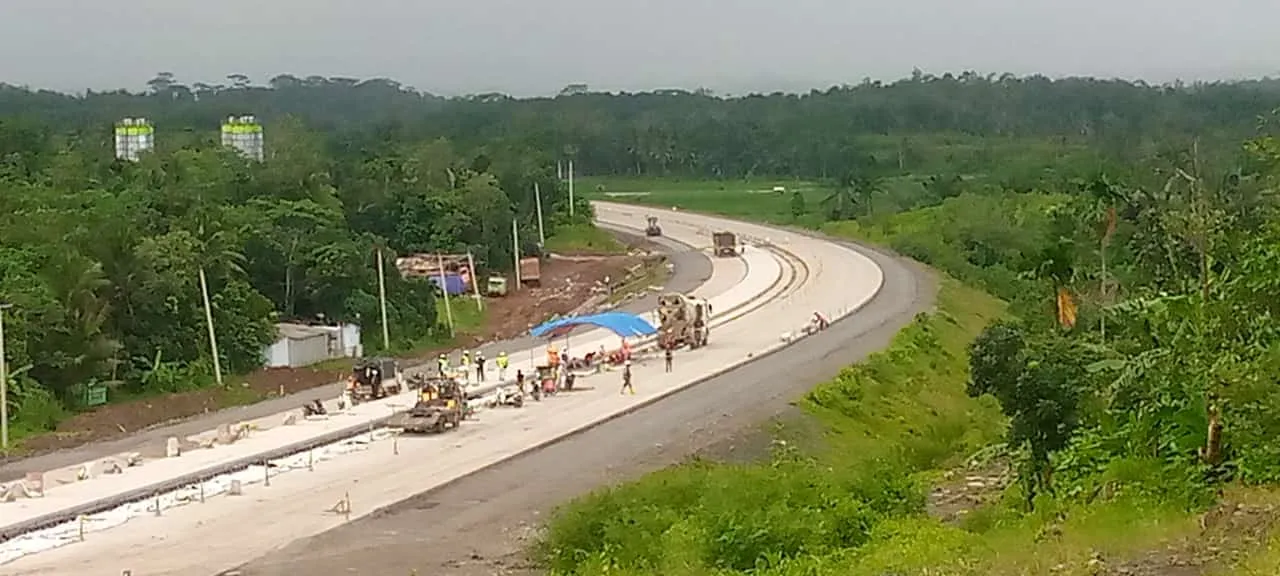 PT Sino Road And Brigde Proyek Pembangunan Jalan Tol Serang-Panimbang Terus Menunjukkan Perkembangan Signifikan