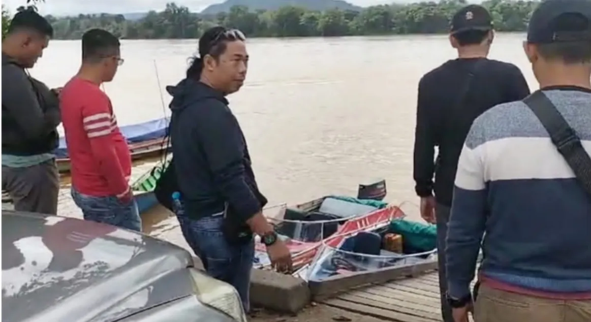 Polres Sanggau Patroli Sungai Kapuas : Penyisiran Sepanjang Sungai Tak ditemukan Aktivitas PETI
