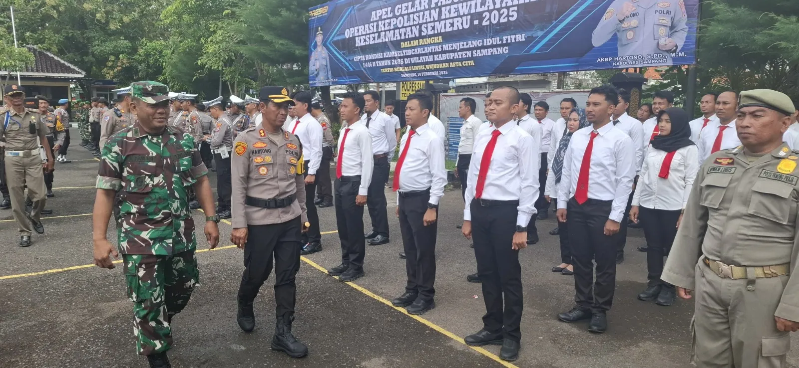 Polres Sampang Laksanakan Apel Gelar Pasukan Operasi Keselamatan Semeru 2025