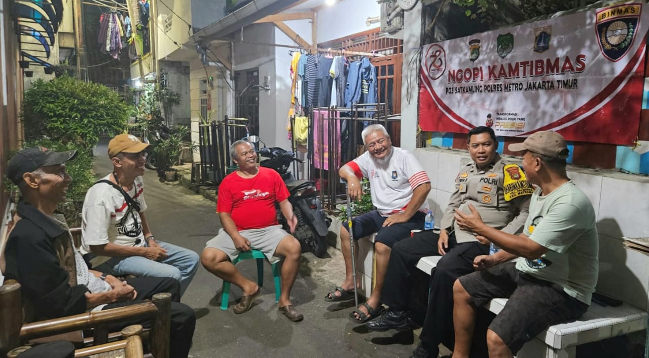 Bhabinkamtibmas Palmeriam Gelar Ngopi Kamtibmas, Tingkatkan Keamanan Menjelang Ramadhan.