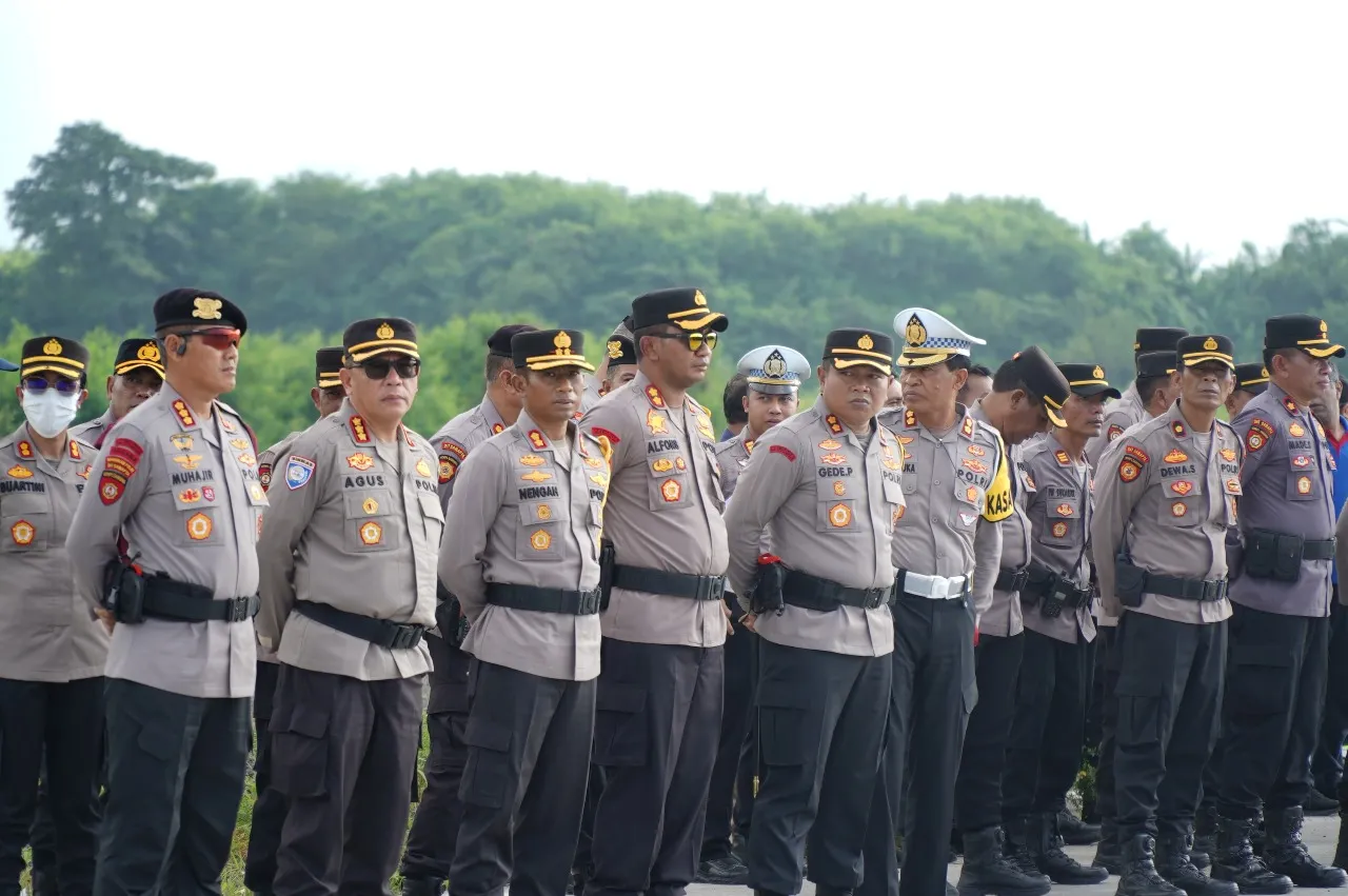Polres Klungkung Ikuti Apel Kesiapan Pasukan Pam GFNY Bali 2025