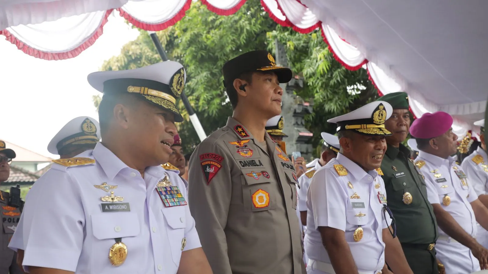 Seru! Kapolda Bali Saksikan Parade 5th Multilateral Naval Exsercise Mne Komodo 2025