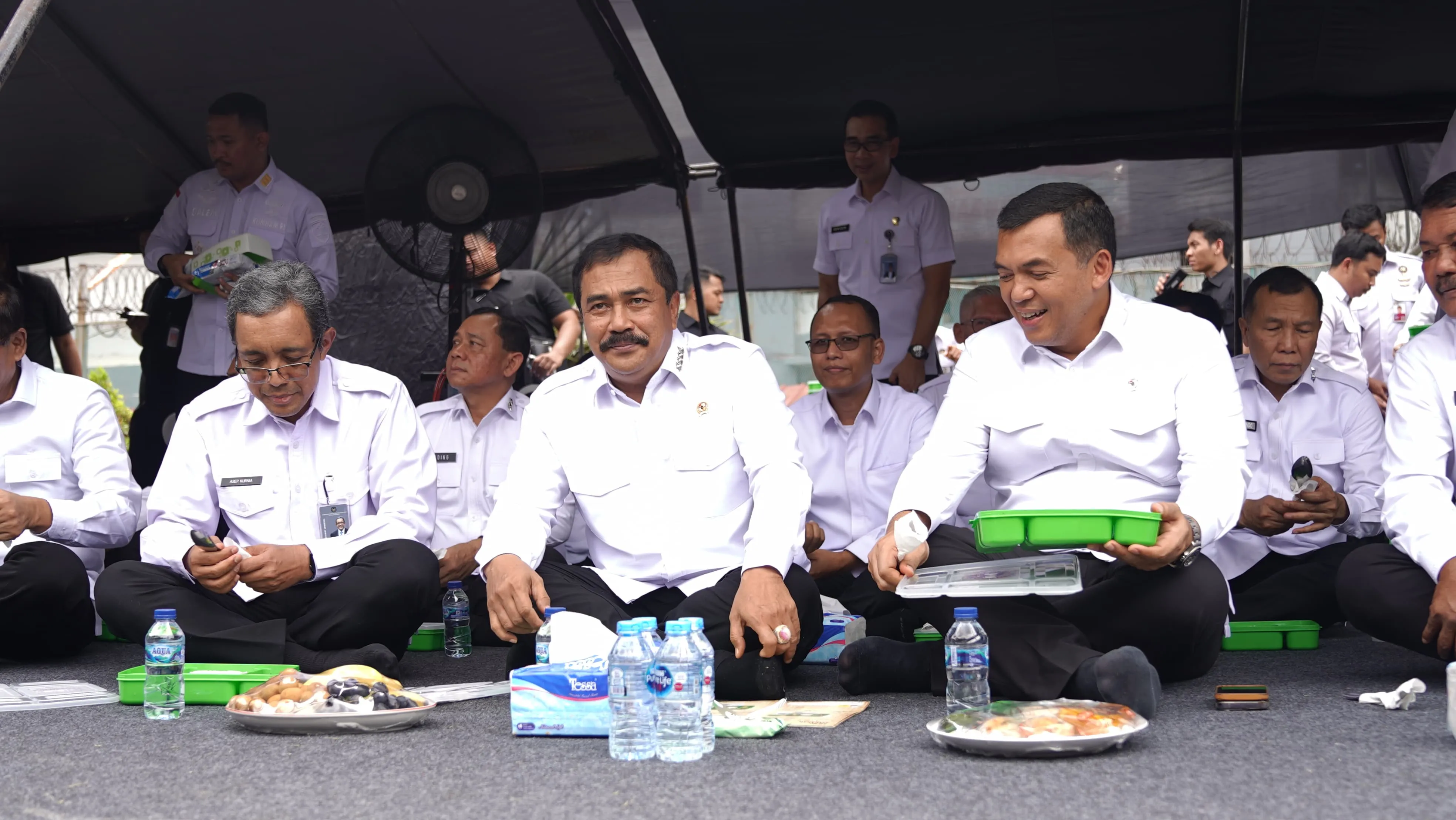 Menteri Imipas Makan Bersama Warga Binaan Rutan Cipinang