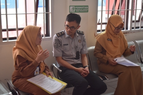 Klinik Pratama Lapas Narkotika Kelas IIA Pamekasan Perpanjang Izin Klinik Pratama, Dinkes Kabupaten Pamekasan Lakukan Visitasi