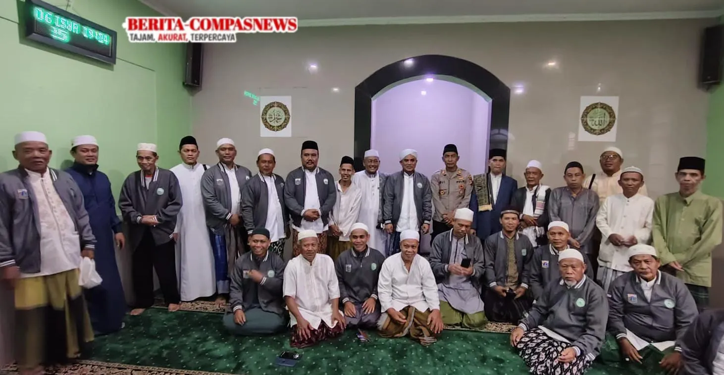 Polsek Jatinegara Gelar Shalat Subuh Gabungan, Pererat Sinergi Ulama Dan Aparat.