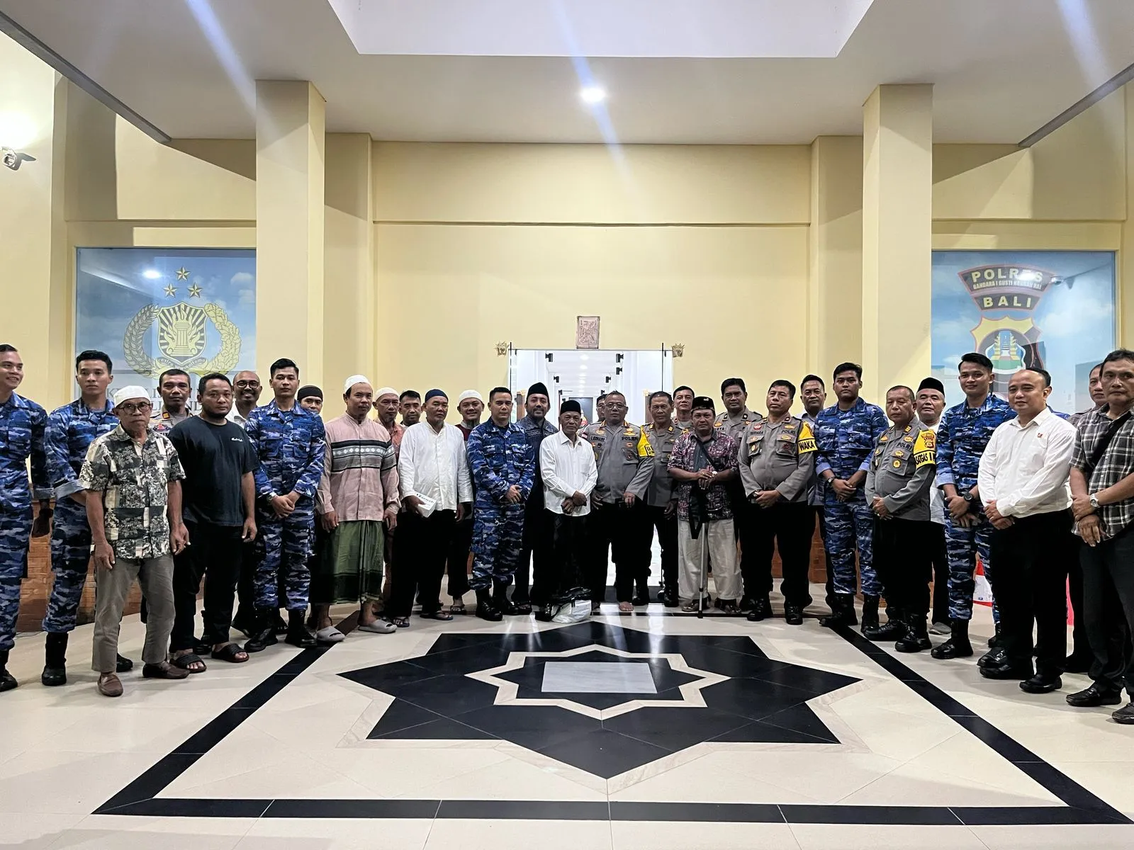 Polres Bandara Laksanakan Acara Buka Puasa Bersama Dengan TNI dan Masyarakat