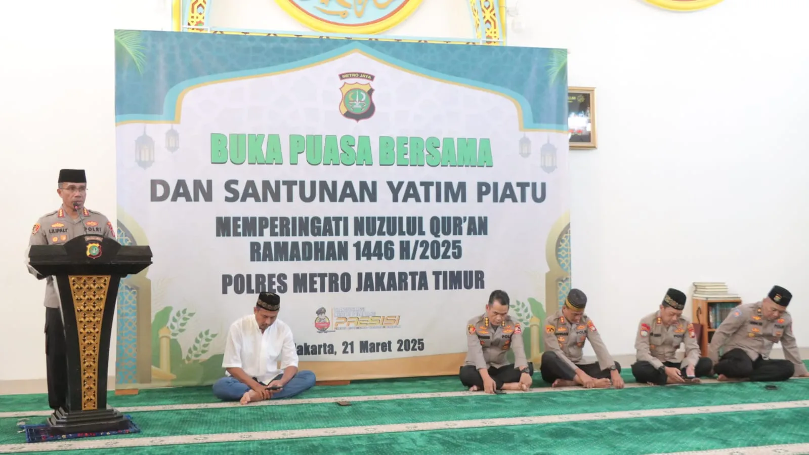 Polres Metro Jakarta Timur Gelar Buka Puasa Bersama Dan Santunan Anak Yatim.