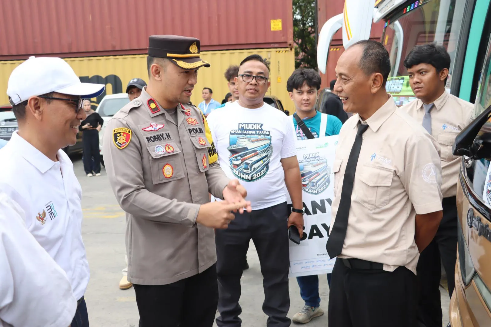 Polres Pelabuhan Tanjung Priok, Lakukan Skema Pengamanan Pemberangkatan Mudik Gratis 2025, Mudik Aman Keluarga Nyaman.