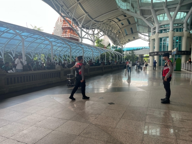 Polres Bandara Ngurah Rai Beri Pelayanan Prima kepada Pengguna Jasa Bandara