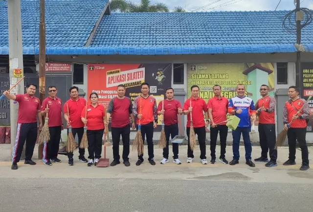 Pastikan Lingkungan Sehat dan Nyaman, Lapas Tebing Tinggi Rutin Giatkan Bersih-Bersih