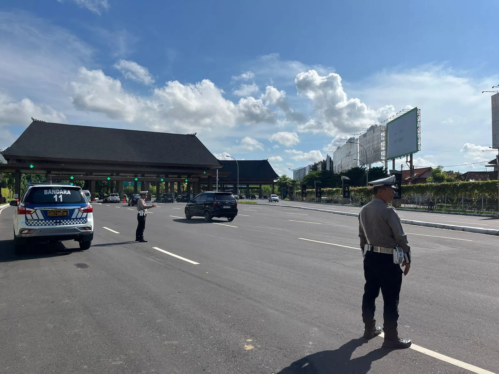 Polres Bandara Ngurah Rai Terus Pantau Pergerakan Arus Balik Lebaran