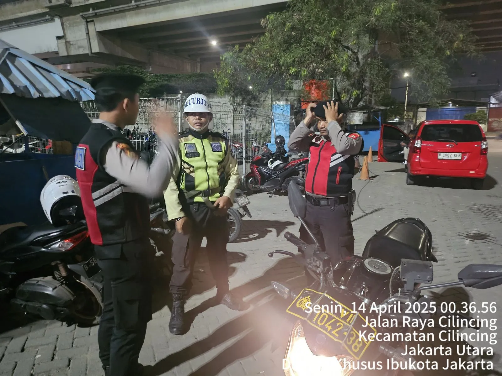 Kapolres Pimpin Patroli Skala Besar Cipkon, Cegah Gangguan Kamtibmas .
