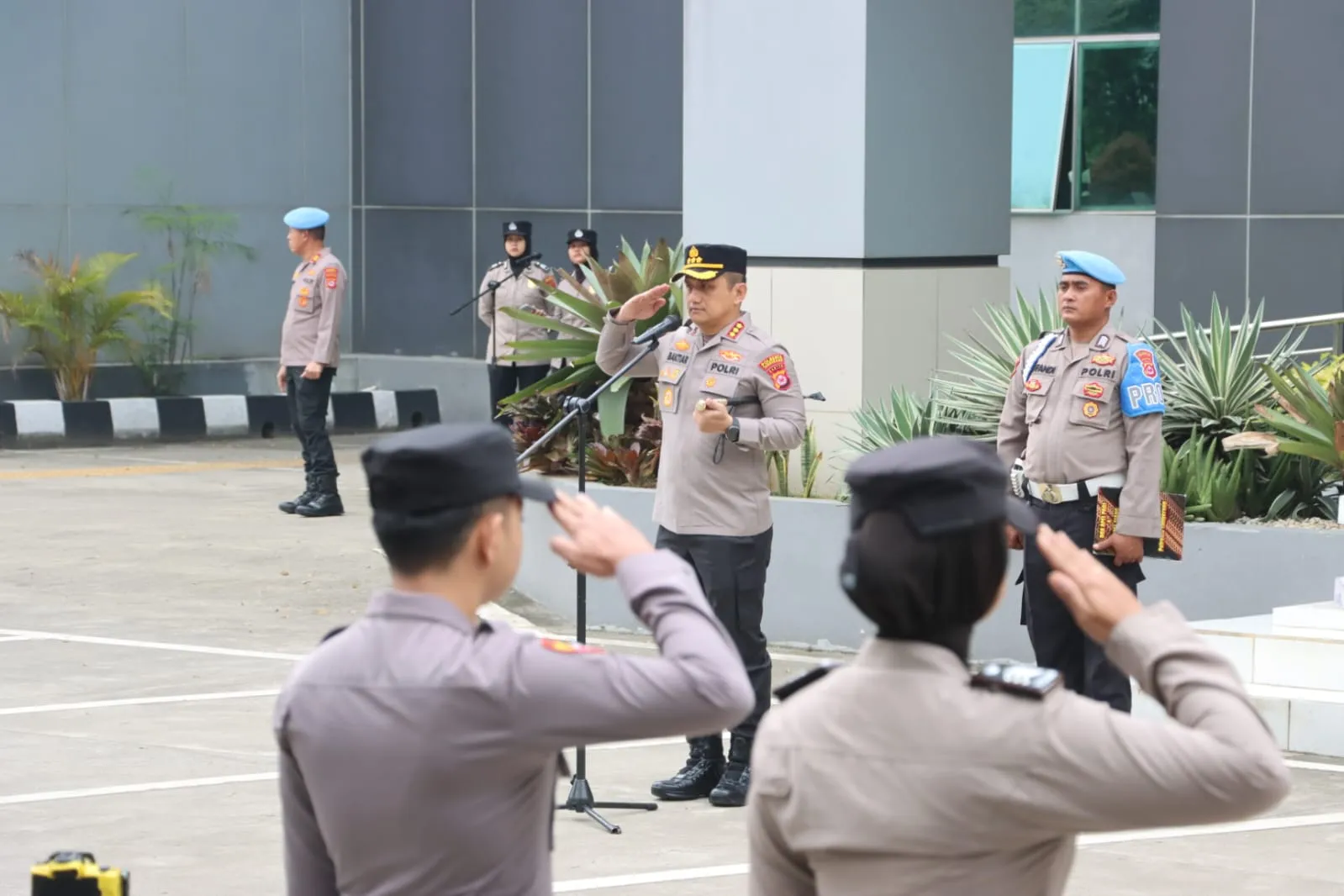 Kapolresta Tangerang Ajak Personel Sukseskan Program Pemerintah dan Commander Wish Kapolda Banten