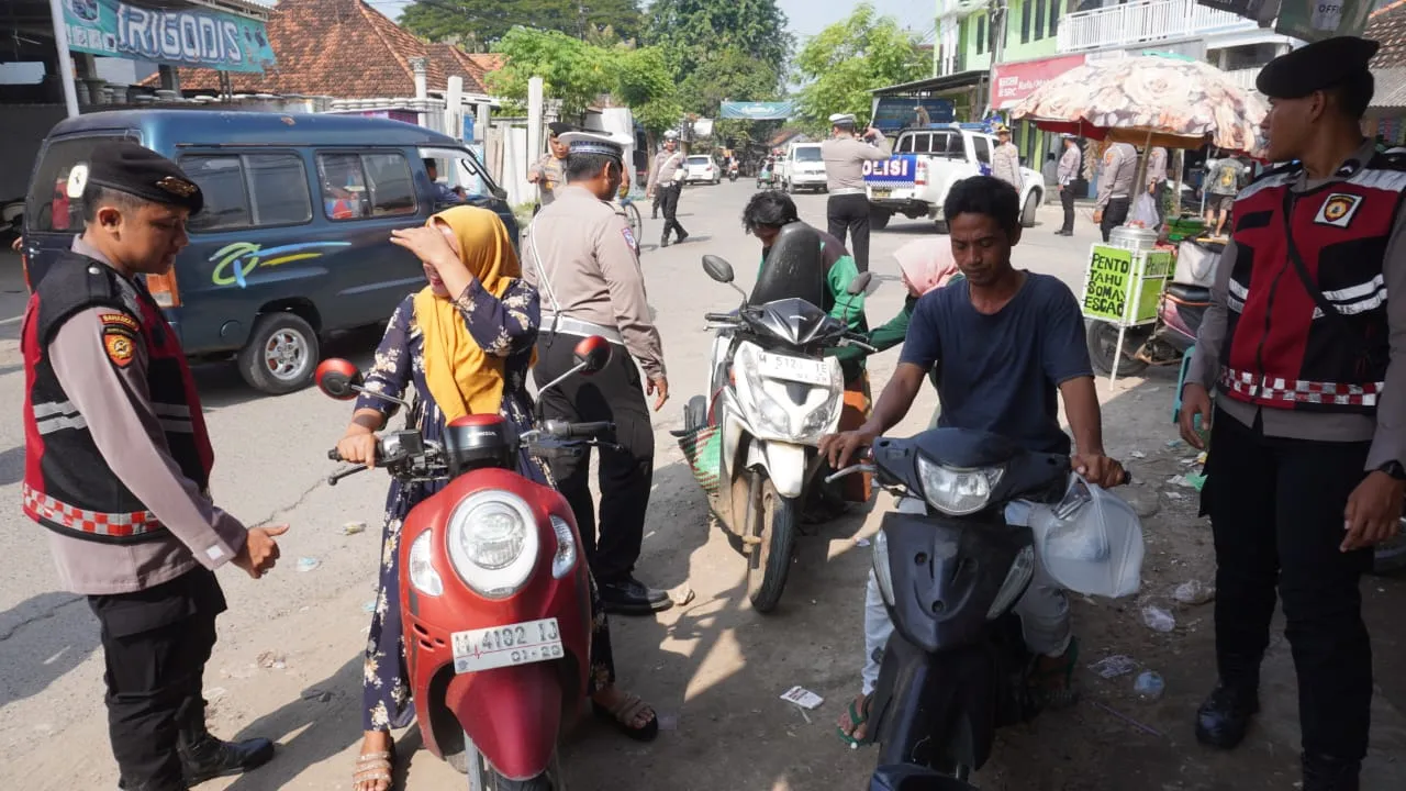 Gelar Razia KRYD Di Kwanyar, Polres Bangkalan Amankan Kendaraan dan Sajam