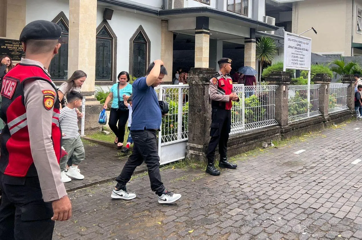 Polres Bandara Ngurah Rai Siapkan Pengamanan Untuk Ibadah Minggu di Gereja Ekklesia