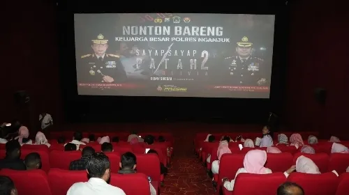 Kapolres Nganjuk Nobar “Sayap-Sayap Patah 2”: Polisi Bukan Sekadar Profesi, Tapi Pengorbanan