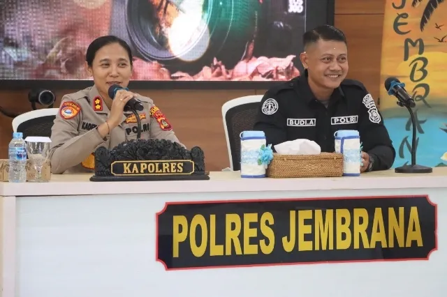 Kapolres Jembrana Ingatkan Warga: Gunakan Media Sosial Secara Cerdas dan Bertanggung Jawab