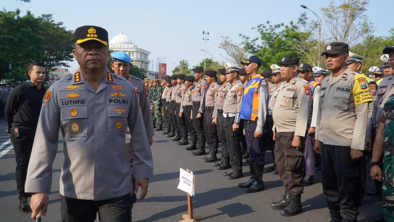 Mayday 2025 : Kapolrestabes Surabaya Pastikan Tidak Ada Anggota Pengamanan Yang Menggunakan Senpi
