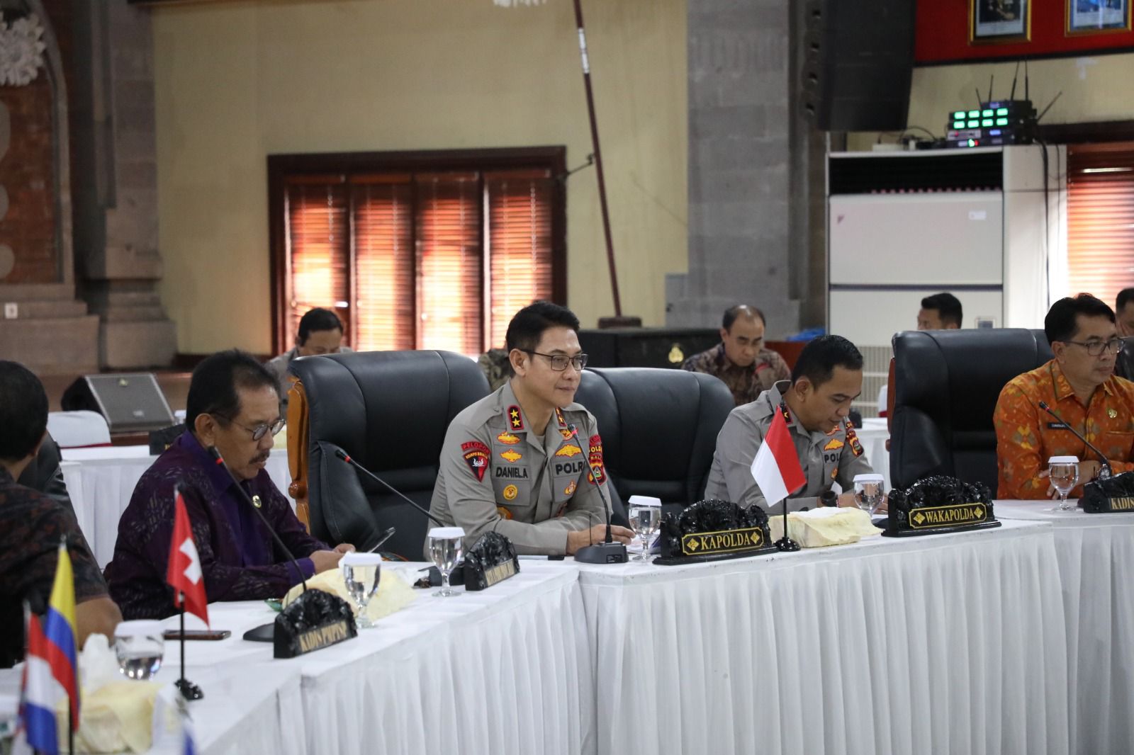 Kapolda Bali Laksanakan Pertemuan Strategis Bersama Konsul Guna Dukung Stabilitas Keamanan dan Pariwisata Berkualitas di Bali