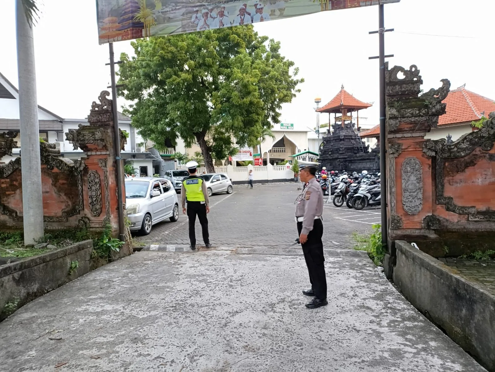 Polres Bandara Ngurah Rai Siapkan Pengamanan Untuk Ibadah Minggu di Gereja Ekklesia