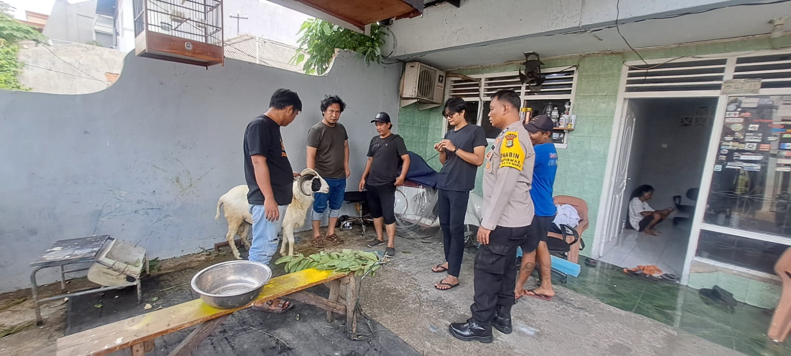 Bhabinkamtibmas Kayu Manis Gencar Sambangi Warga, Tegaskan Antisipasi Guantibmas Jelang Idul Adha