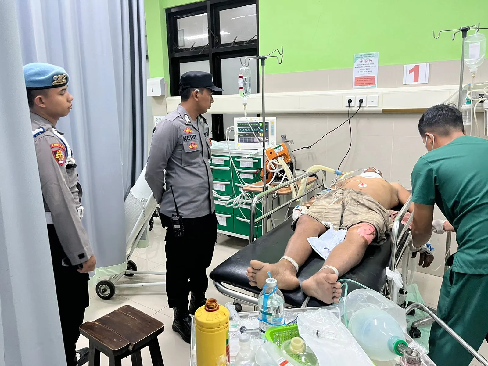Polsek Nusa Penida Tindaklanjuti Kecelakaan Kerja di Desa Sakti