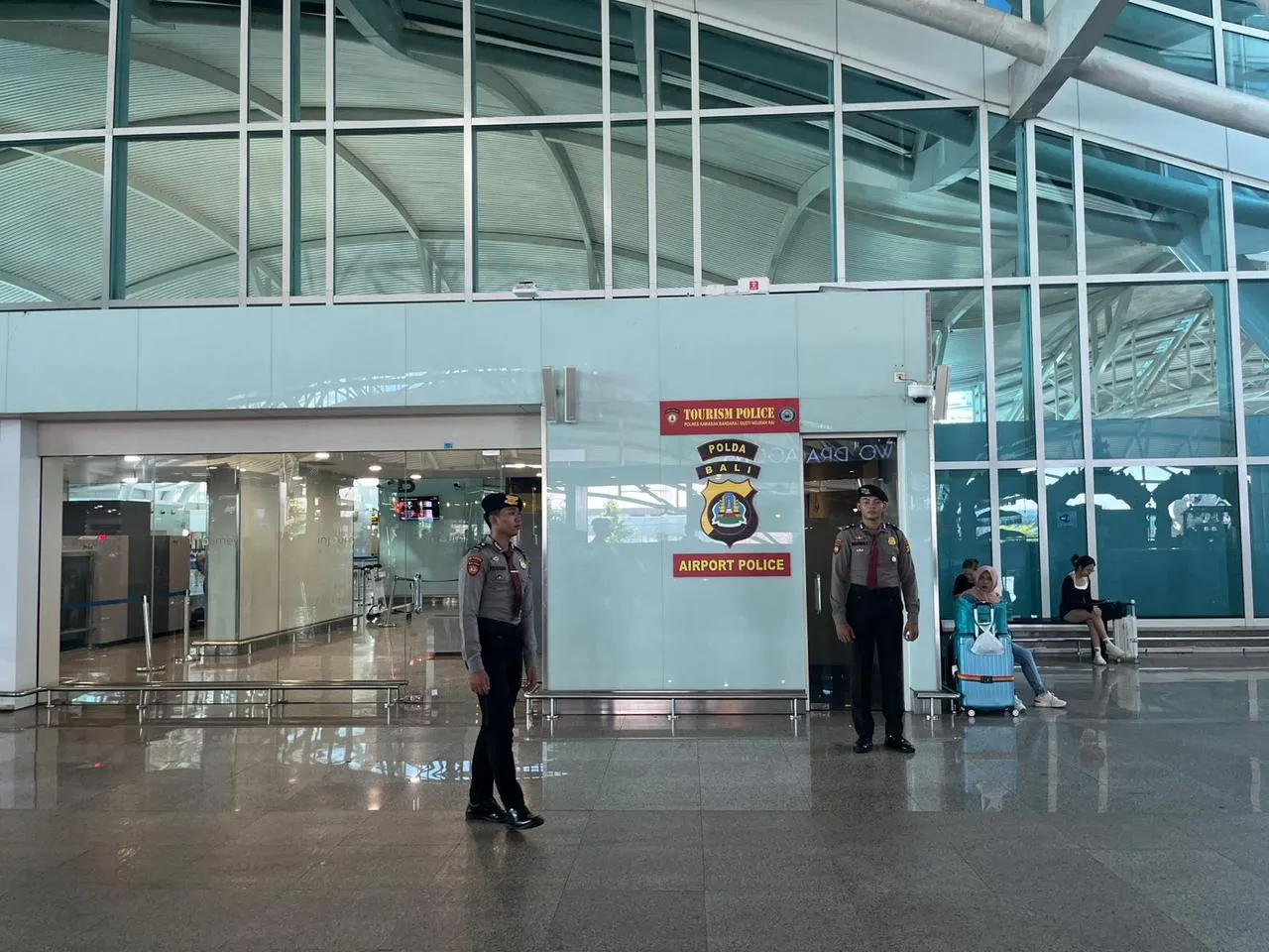 Polres Bandara Ngurah Rai Berikan Pelayanan Prima kepada Pengguna Jasa Bandara