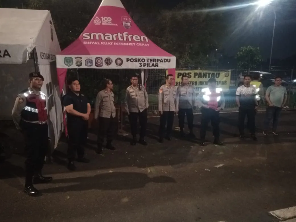 Polres Metro Jakarta Timur Gelar Patroli Malam Cegah Kejahatan Jalanan dan Tawuran.