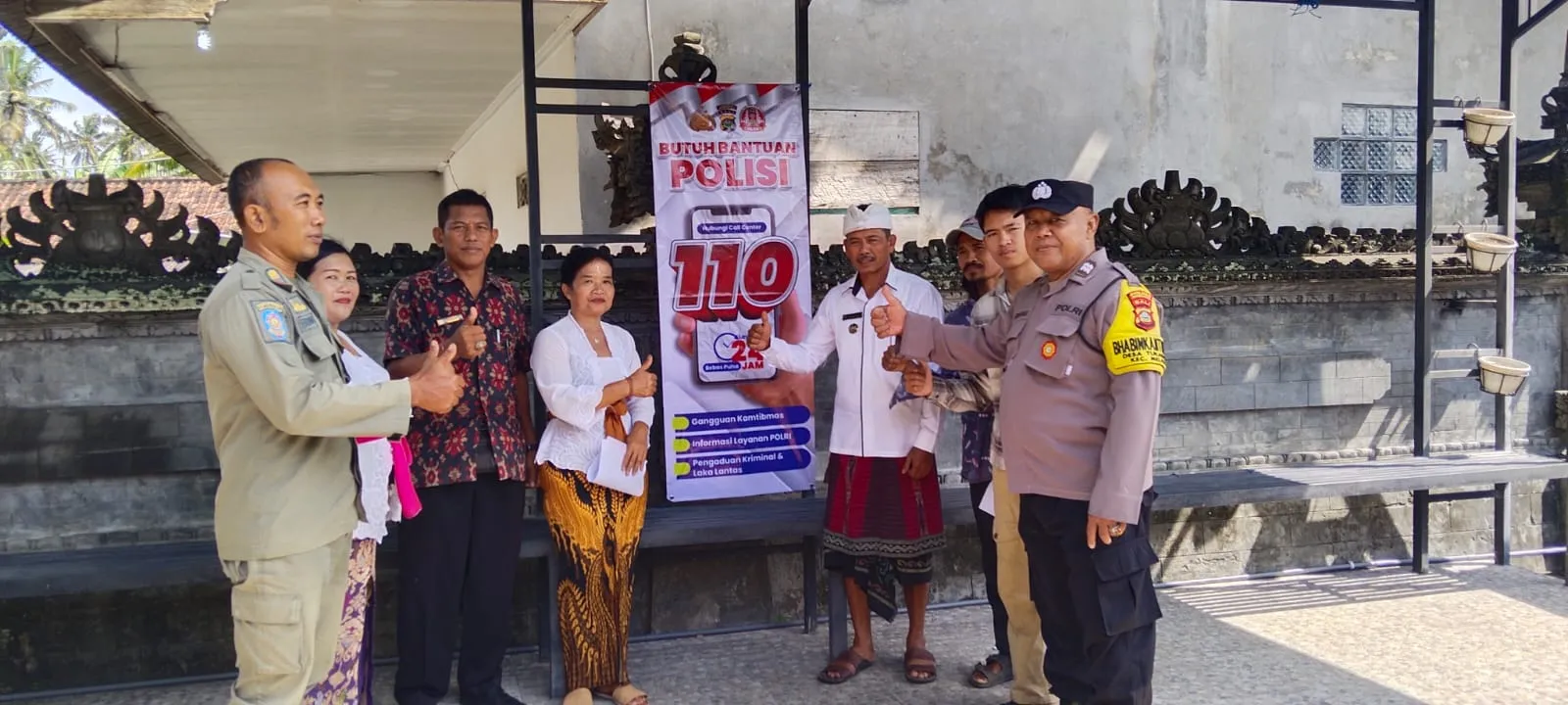 Bhabinkamtibmas Polres Jembrana Gencar Sosialisasikan Layanan 110 ke Warga, Biar Tambah Aman