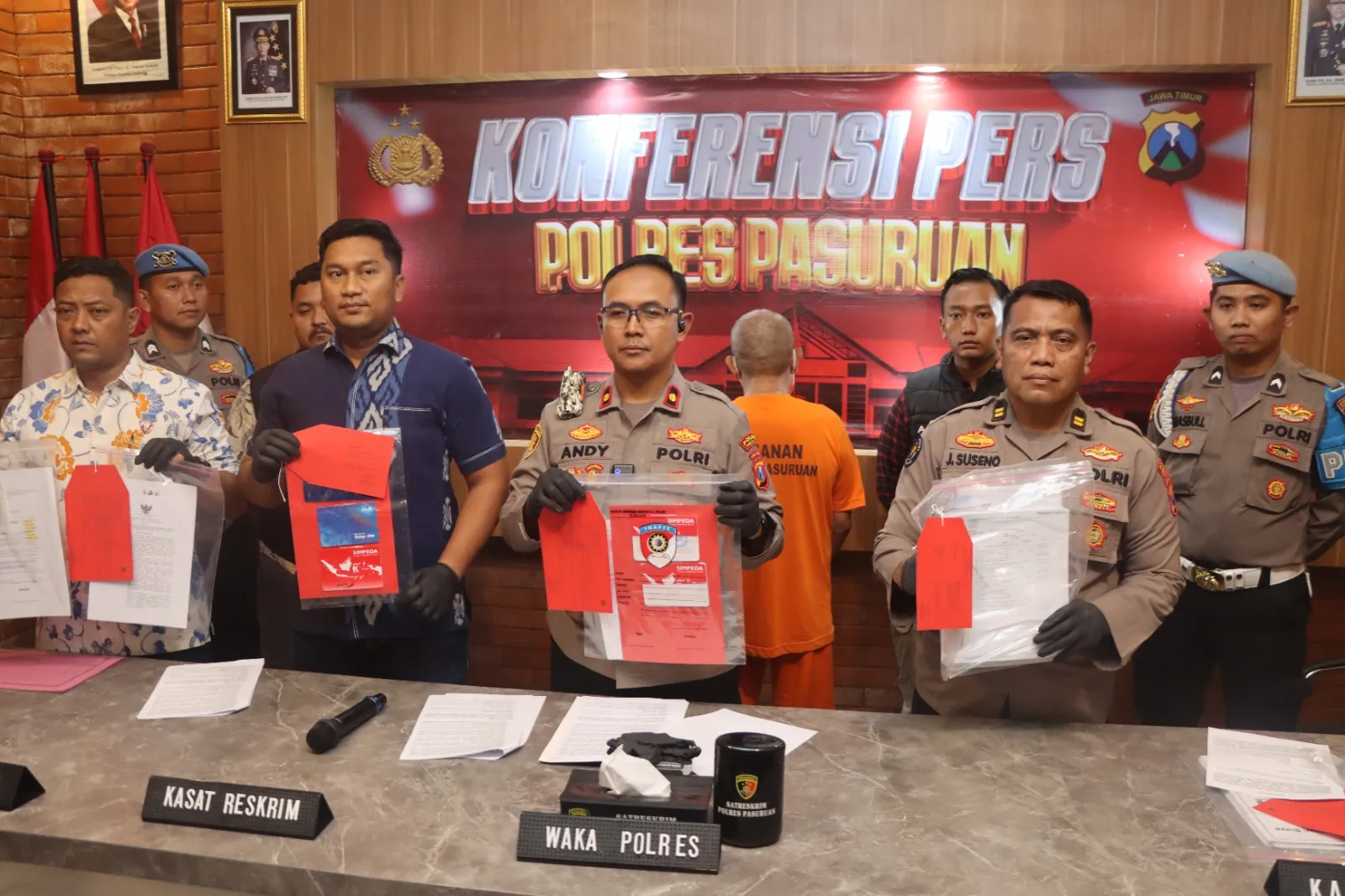 Polres Pasuruan Tetapkan Kades Ambal-Ambil sebagai Tersangka Korupsi Dana Desa