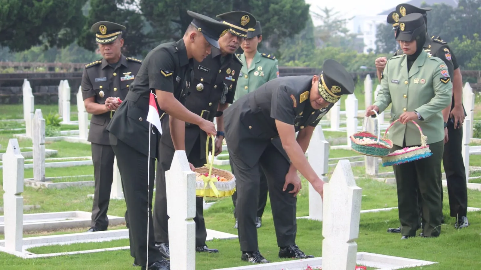 Dispsiad Gelar Ziarah. Dan Tabur Bunga Rangkaian HUT ke - 75*