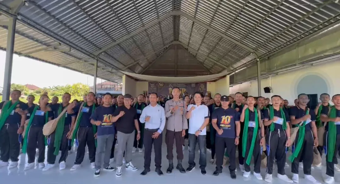 Polres Jembrana Sosialisasikan Bahaya Narkotika kepada Siswa OTC Bali Jembrana