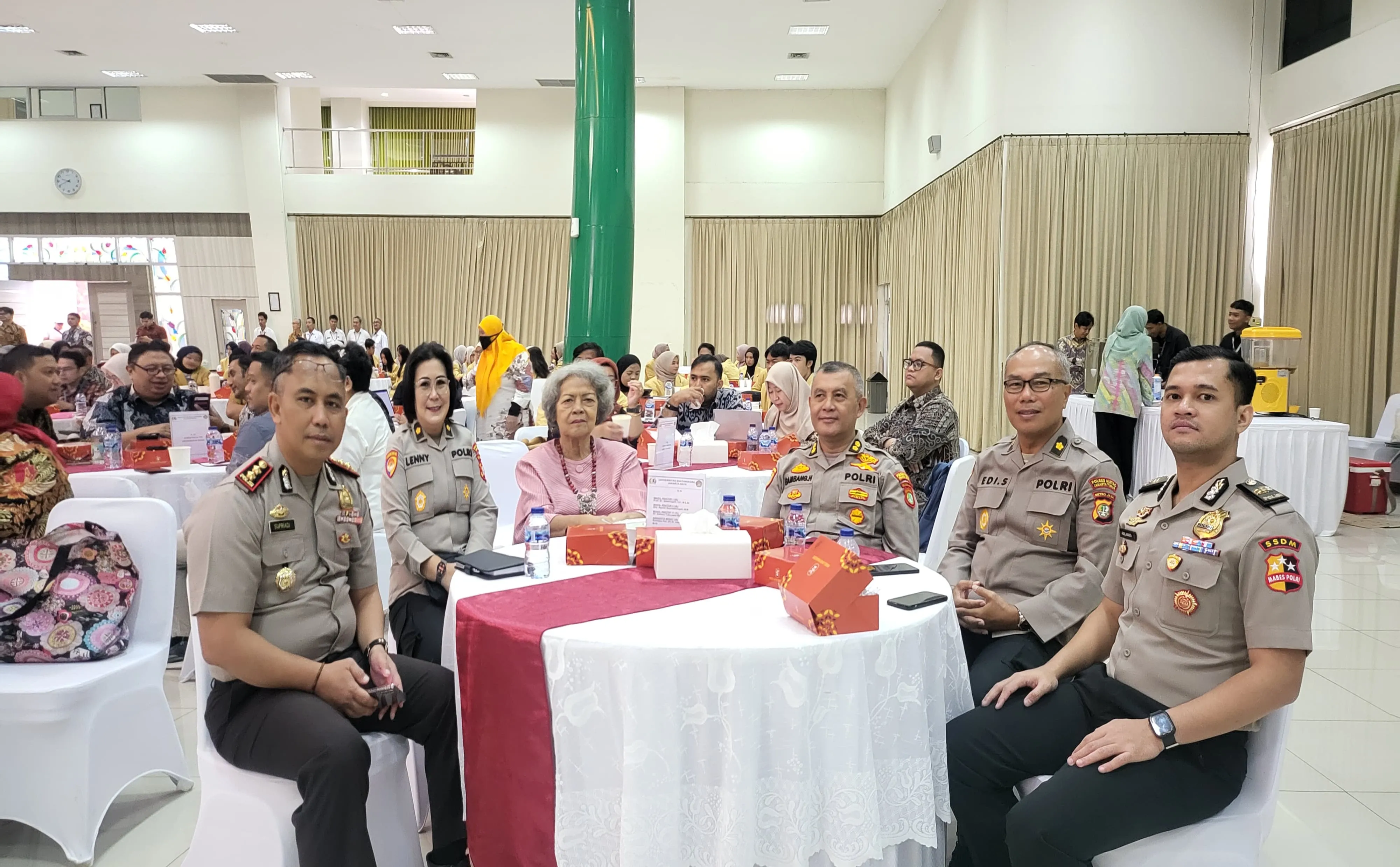 Seminar Nasional: Polri Tegaskan Komitmen Wujudkan Visi Indonesia Emas 2025