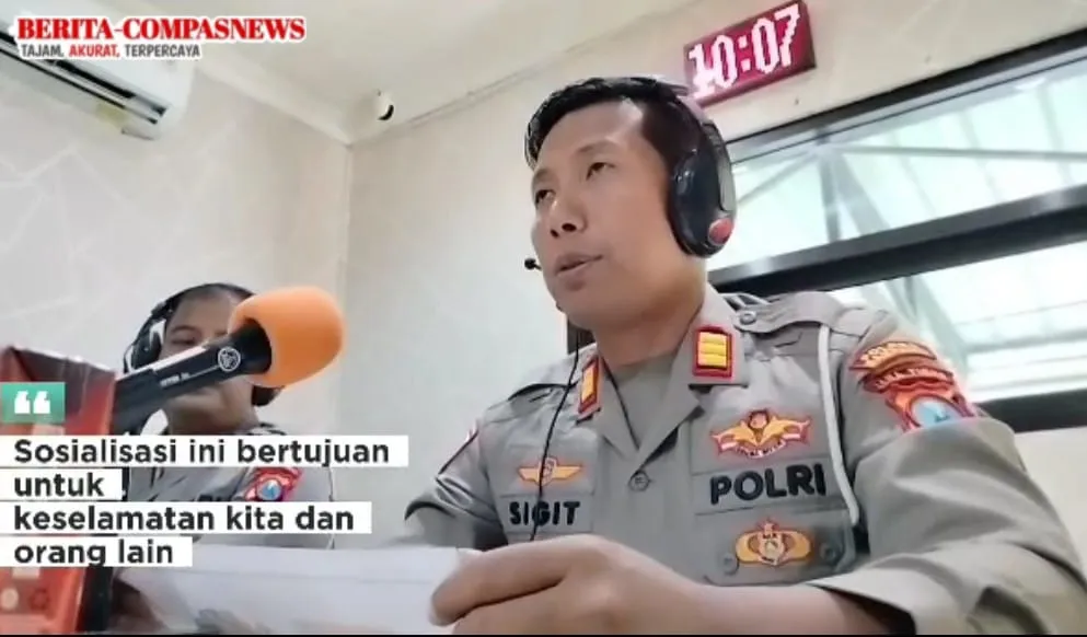 Berdialog di RRI Sampang, Satlantas Polres Sampang Sosialisasi Mengenai Kendaraan Kelebihan Muatan