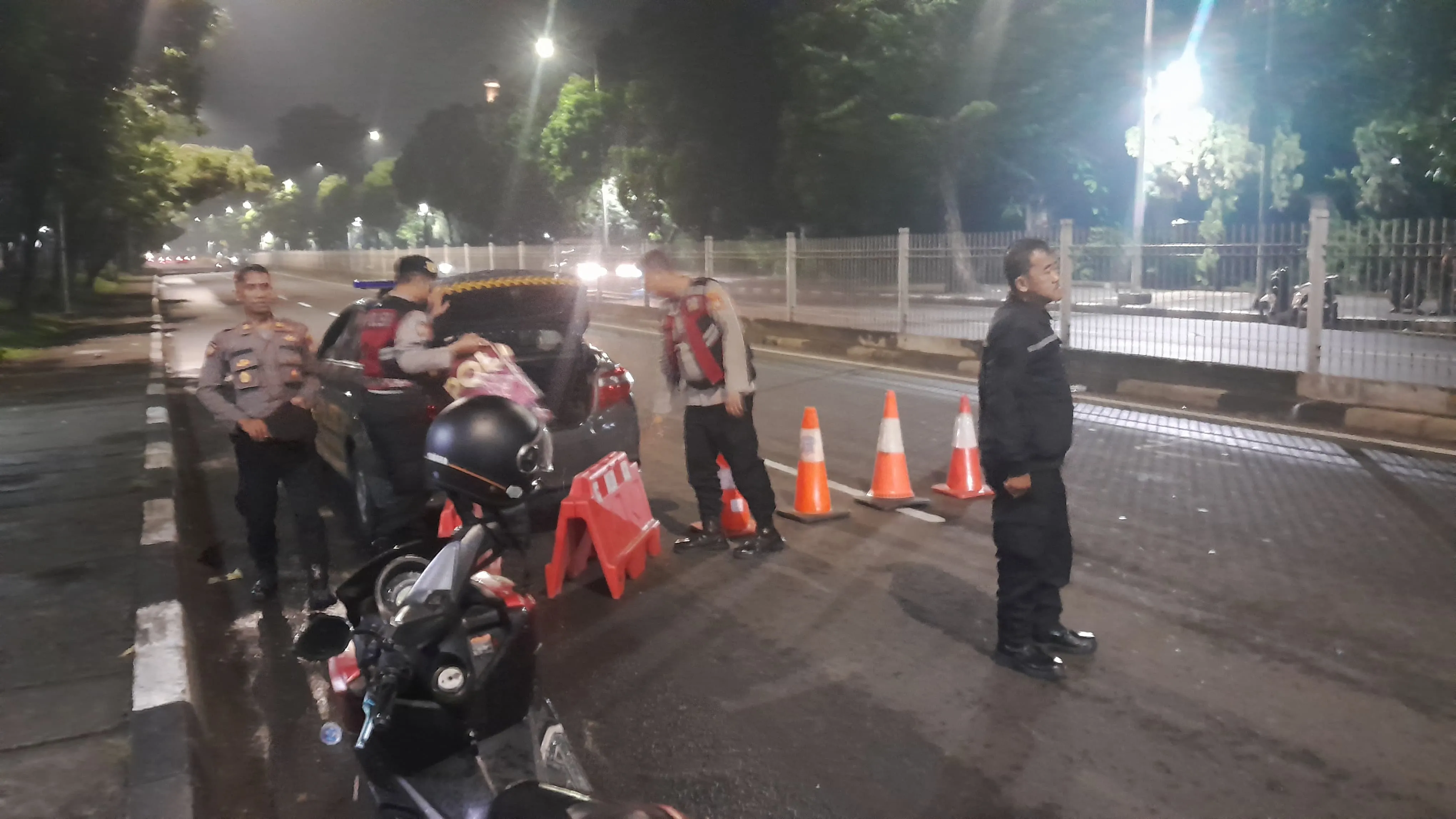 Polsek Cipayung Gelar Strongpoint di TMII, Antisipasi Balap Liar dan Gangguan Kamtibmas