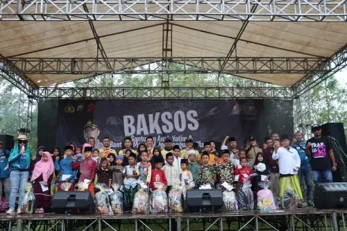Kapolres Bangkalan Maknai Hut Bhayangkara ke- 79 Dengan Baksos Touring Trail Adventure