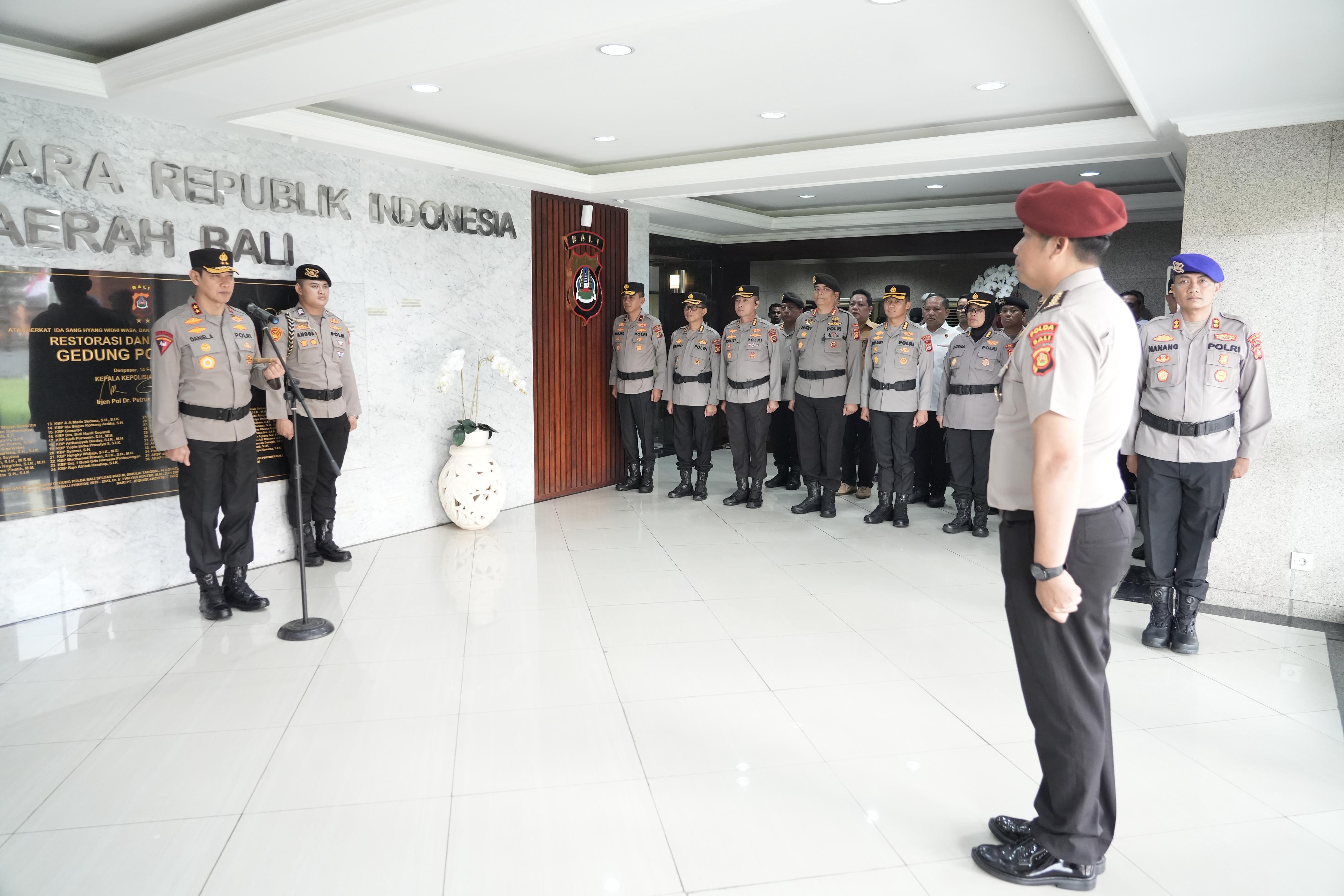 Polda Bali Laksanakan Upacara Korp Raport Kenaikan Pangkat Perwira