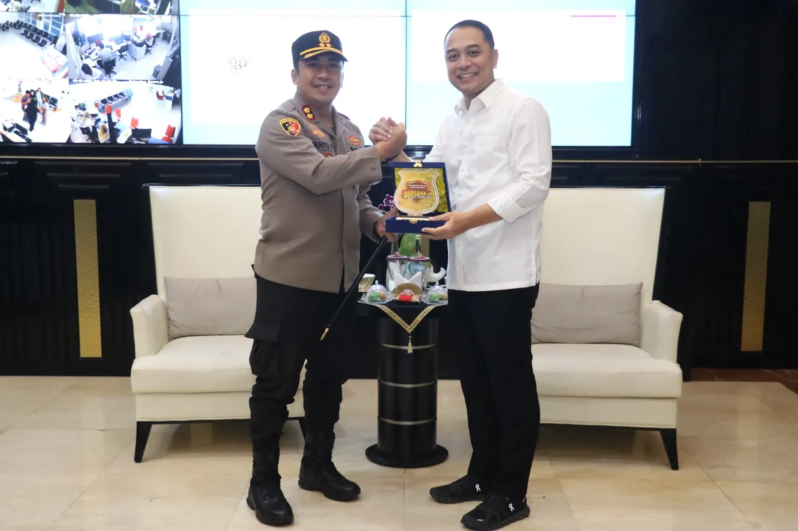 Ciptakan Kota Aman, Walikota Eri Cahyadi dan Kapolres Pelabuhan Tanjung Perak Sepakati Kolaborasi Strategis