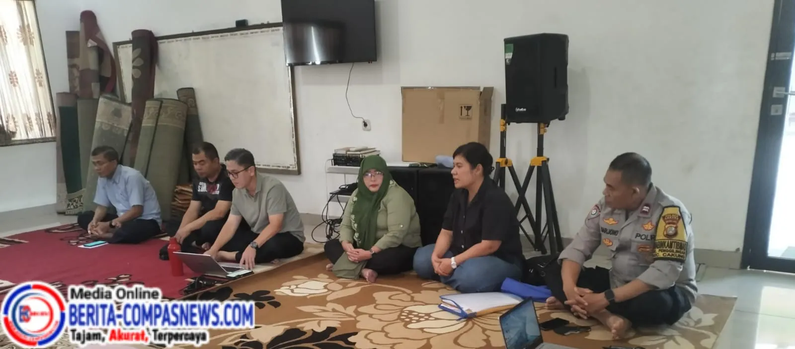 Polsek Cakung Gelar "Ngopi Kamtibmas" Bersama Warga Penggilingan, Bahas Solusi Cegah Tawuran dan Curanmor