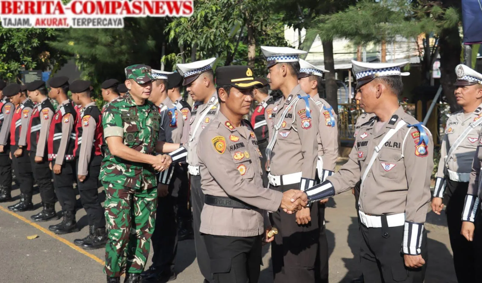 Tertib Berlalu Lintas Demi Terwujudnya Indonesia Emas: Polres Sampang Gelar Operasi Patuh Semeru 2025
