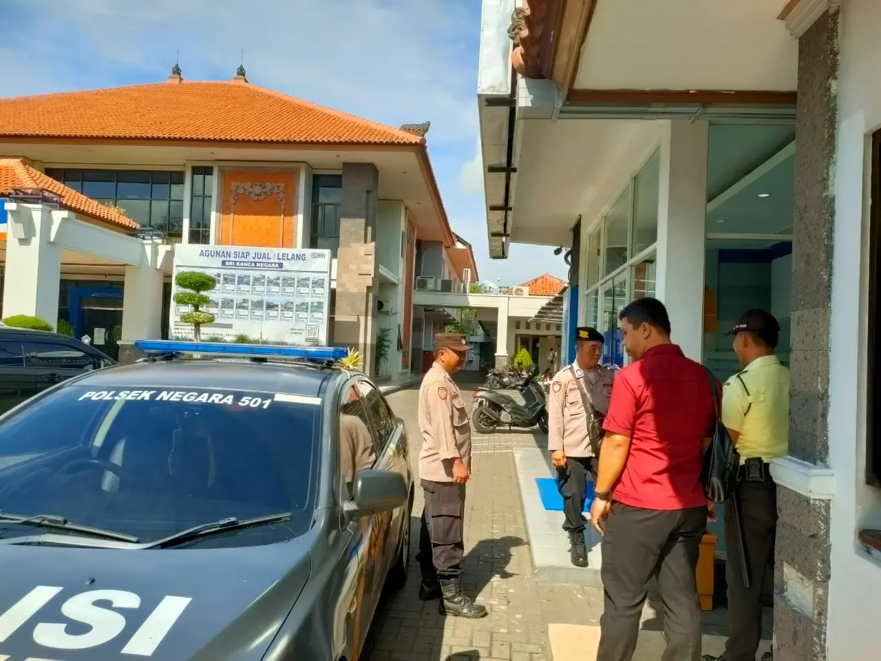 Hadir di Masyarakat Polsek Negara Laksanakan Patroli Barcode