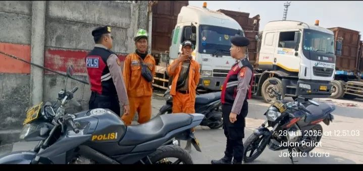Patroli Dialogis Satsamapta Polres Priok, Antisipasi 3C dan Bahaya Kebakaran di Kawasan Pelabuhan