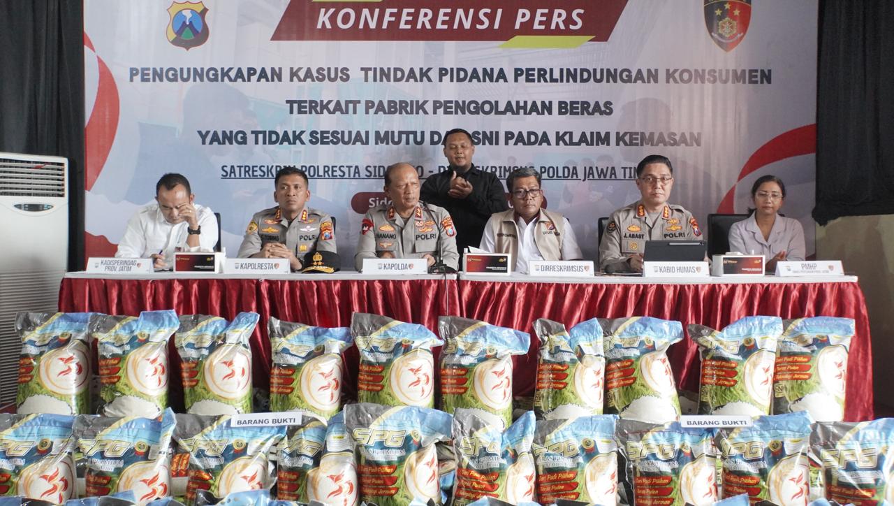 Polisi Berhasil Ungkap Beras Oplosan Sehari Produksi 14 Ton Pemilik Pabrik di Sidoarjo Jadi Tersangka