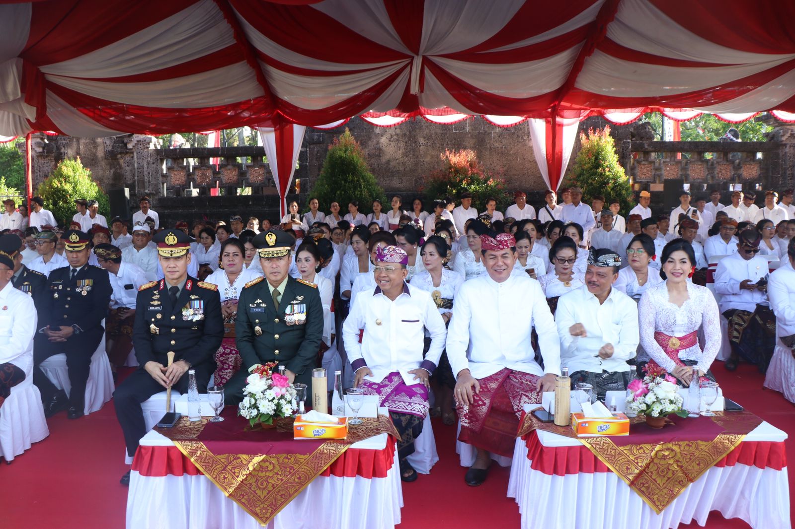 Kapolda Bali Hadiri Upacara HUT ke-67 Provinsi Bali di Lapangan Niti Mandala Renon